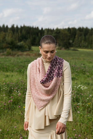 Cultivate - Knitting the Beauty of Nature by Dee Hardwicke & Jonna Helin