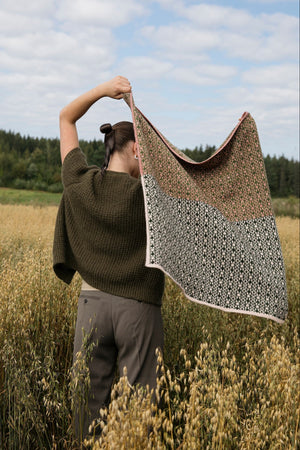 Cultivate - Knitting the Beauty of Nature by Dee Hardwicke & Jonna Helin