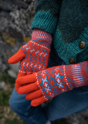 Grand Shetland Adventure Knits by Gudrun Johnston & Mary Jane Mucklestone