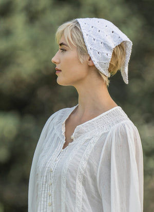 Petaluma Kerchief by Bobbi IntVeld