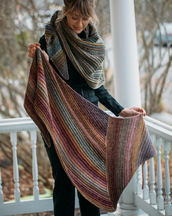 Traveler Shawl by Andrea Mowry - Yarn Loop