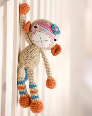 Cuddly Amigurumi Toys: 15 New Crochet Projects by Mari-Liis Lille - Yarn  Loop